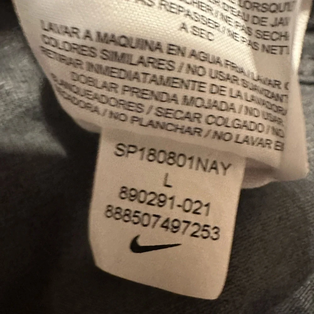 Nike tank‎ top